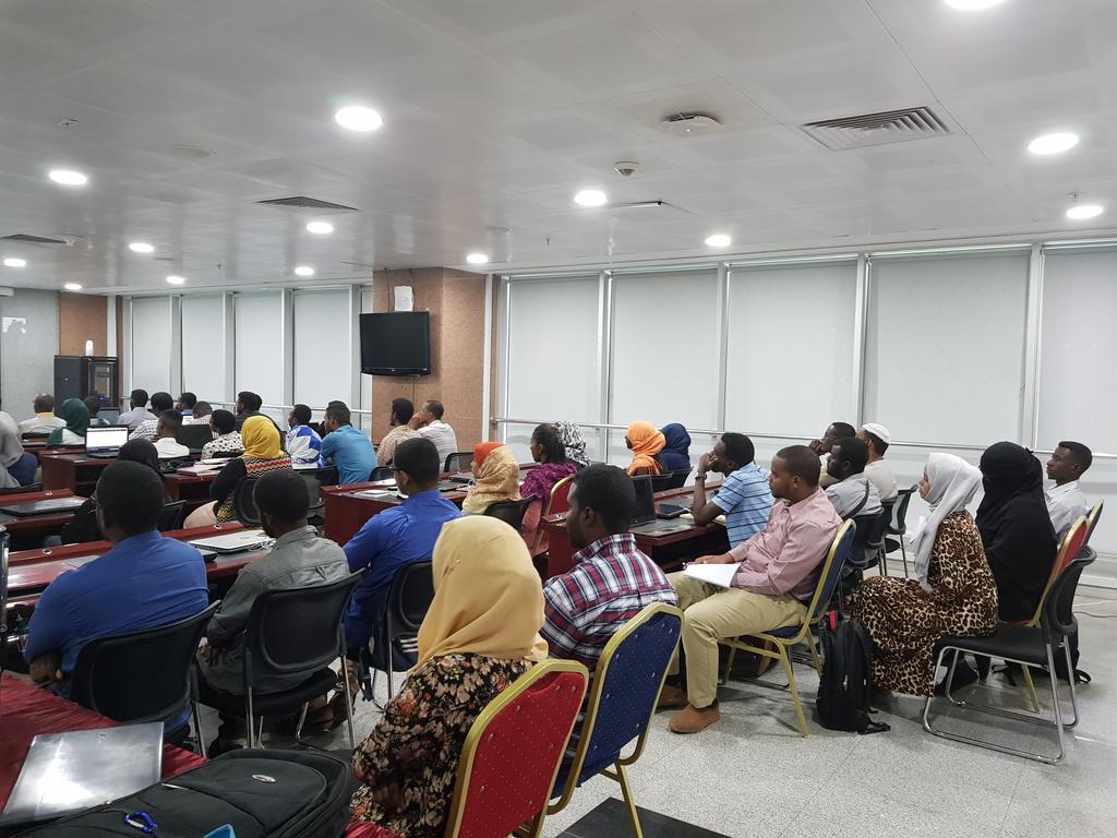 SudanNOG's tweet image. Our class is full 😊 
Our Participants are excited to know about #Linux 
#SdNOG_Workshops #Unix_Boot_Camp