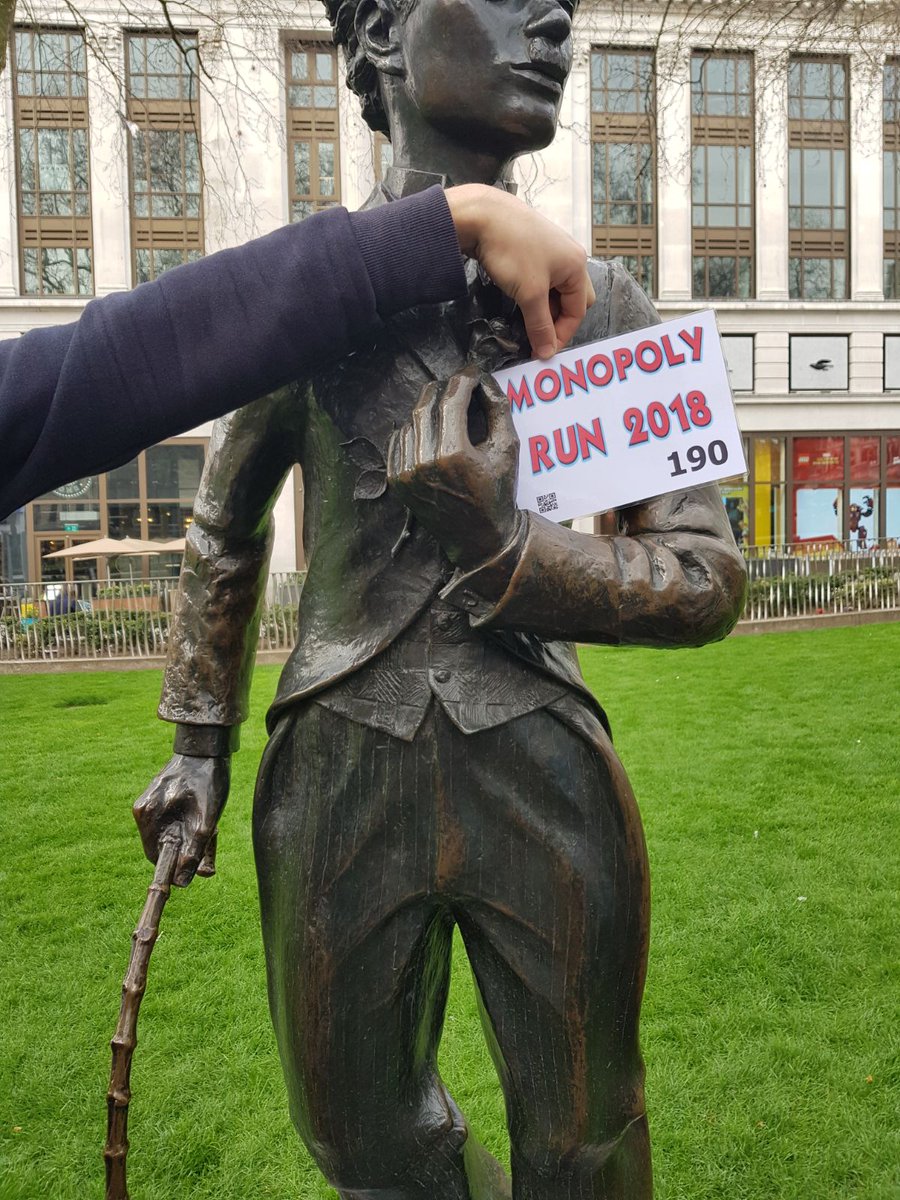 a_jackson2's tweet photo. #MR18pen 190 #leicestersquare https://t.co/MSP12nbZSF