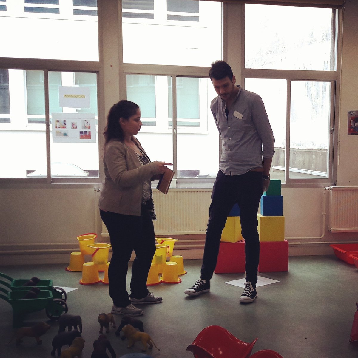 vero_mbk's tweet photo. #JobDatingBabilou Travailler chez @Babilou_fr ? C'est expérimenter. Tous les jours. Notre promesse ? Une expérience collaborateur enrichie grâce au digital et un coeur de métier concret, centré sur l'accompagnement des familles ! 👪 @Doria_Bdj @maximeeje @SophieLaisne https://t.co/dy86Pg4wsT