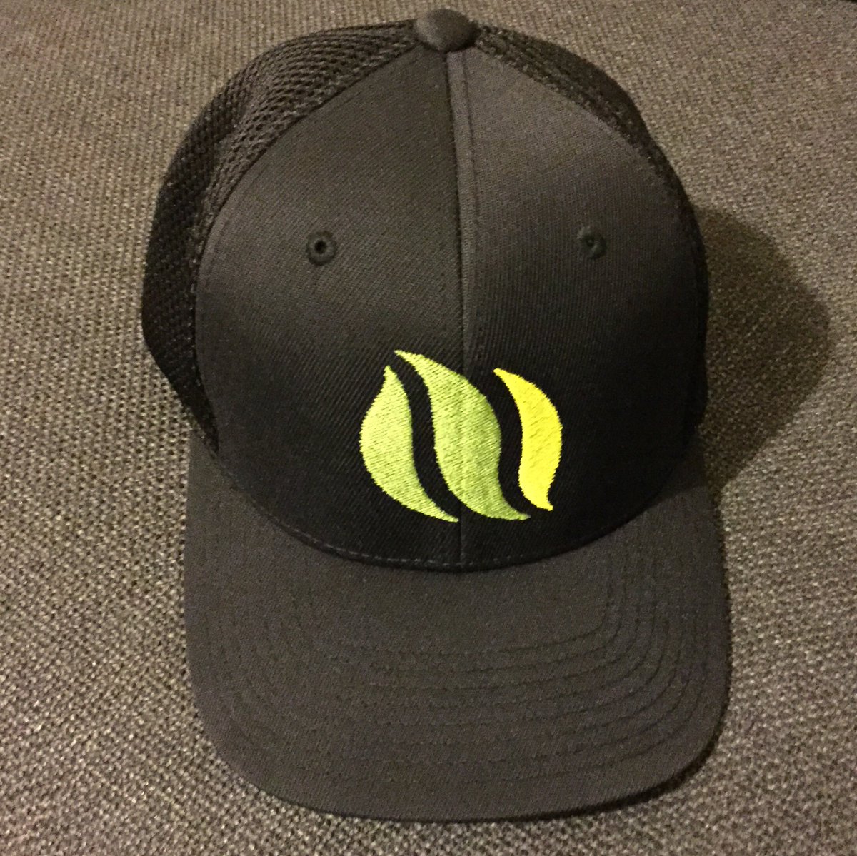 OkamiLife's tweet photo. Okami Life cap in black .....

#healthyliving #organic #matcha #gymlove #running #cyclinglife #weights #street #graffiti https://t.co/qnJVreqi5O