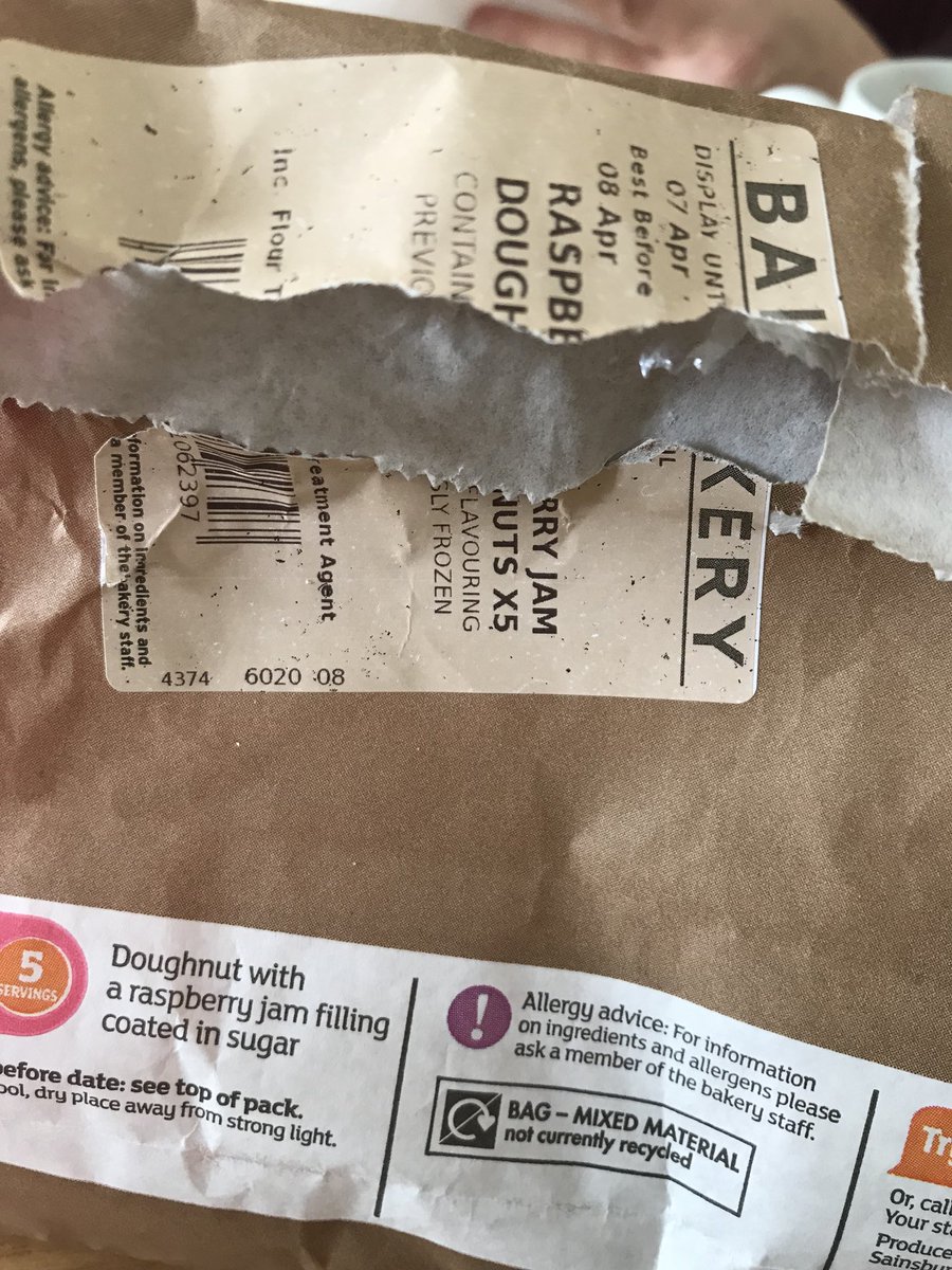 Jadefizzlez's tweet photo. @sainsburys Opened a pack of Raspberry Jam doughnuts to find all of them were custard filling instead 😡 please fix this guys, it has ruined my Saturday. https://t.co/a9AIBDZMDF