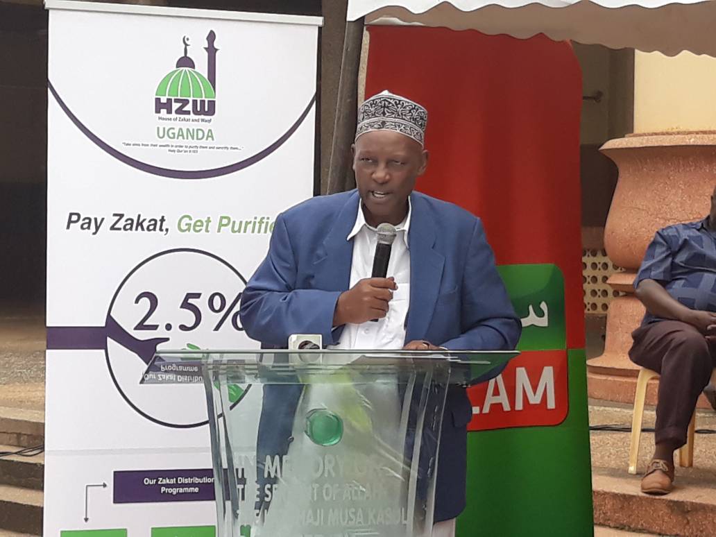 SalamTvUG's tweet photo. Managing Director Hajj Abdul Noor Kaliisa  applauds the media for its effort to disseminating Zakat information as year distribution much of the Zakat was collected by the middle class people not as of Last year which was from the rich - Persons to receive are 278 . #Salamtvug https://t.co/VWrrFVNcPy