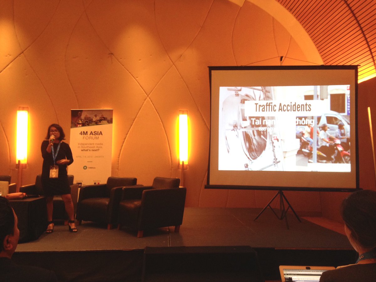 aq_koh's tweet photo. Our data journo trainer @penhleakchan sharing all our 11 projects on the #4MAsia stage! Good job team! https://t.co/7s95Y7afrF