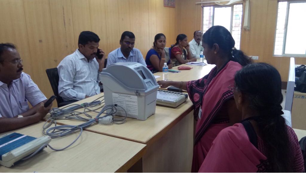 DEORamanagara's tweet photo. Awareness of EVM and VVPT https://t.co/ljbRzVS8Iz