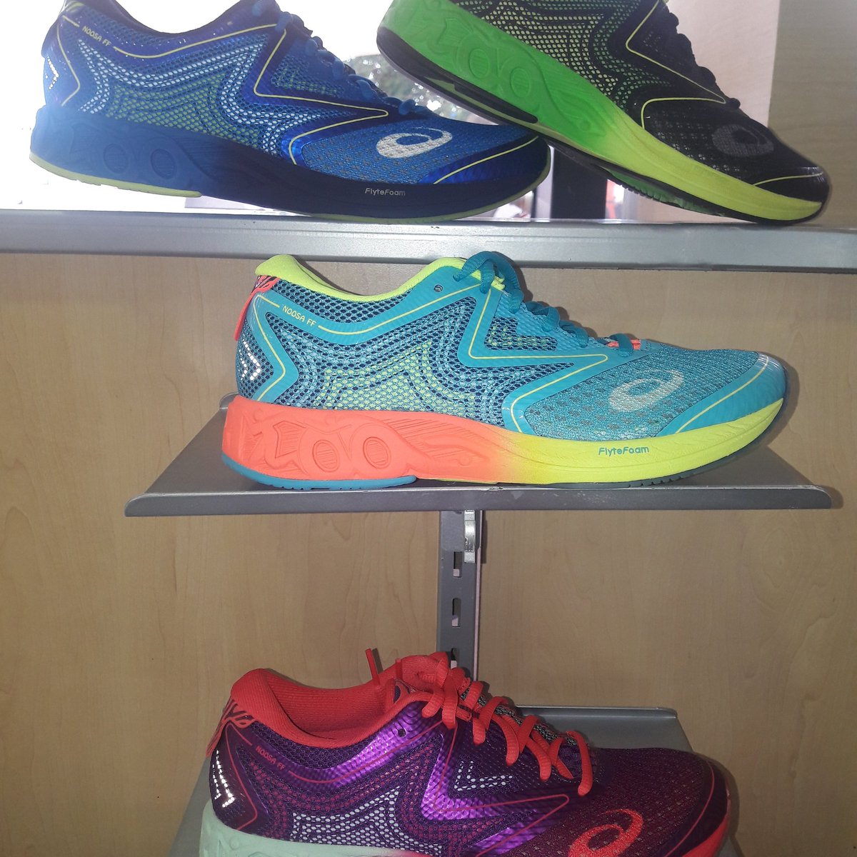 SHOE SALE. Asics Noosa FF.  Only R1500. stssport.co.za #running #rundurban #ecrbigwalk #kzntriathlon #kzna