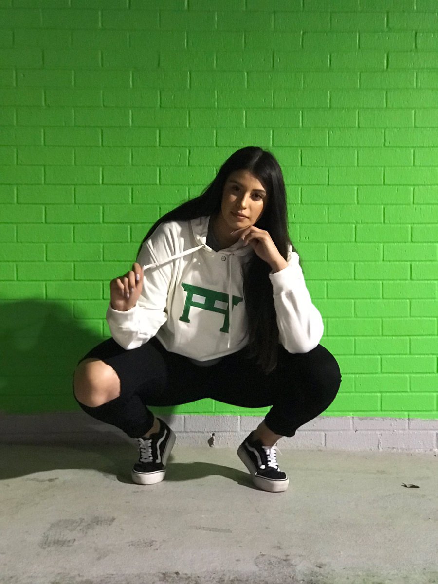 yazzylonglegs93's tweet photo. Stay tuned....
#Tybu https://t.co/4UFRRUBHZU