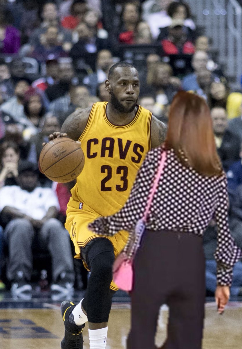 lucio_angulo's tweet photo. LeBron James: 44 puntos, 11 rebotes, 11 asistencias.

Veo pocas personas capacitadas para parar a LeBron ahora mismo...

🤔😉 https://t.co/qtv0v0J9BU