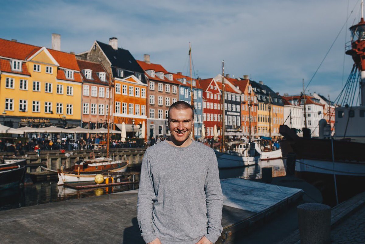 tashproctor's tweet photo. What a beautiful, colourful city #Copenhagen #Denmark https://t.co/n4sHJTc7jc