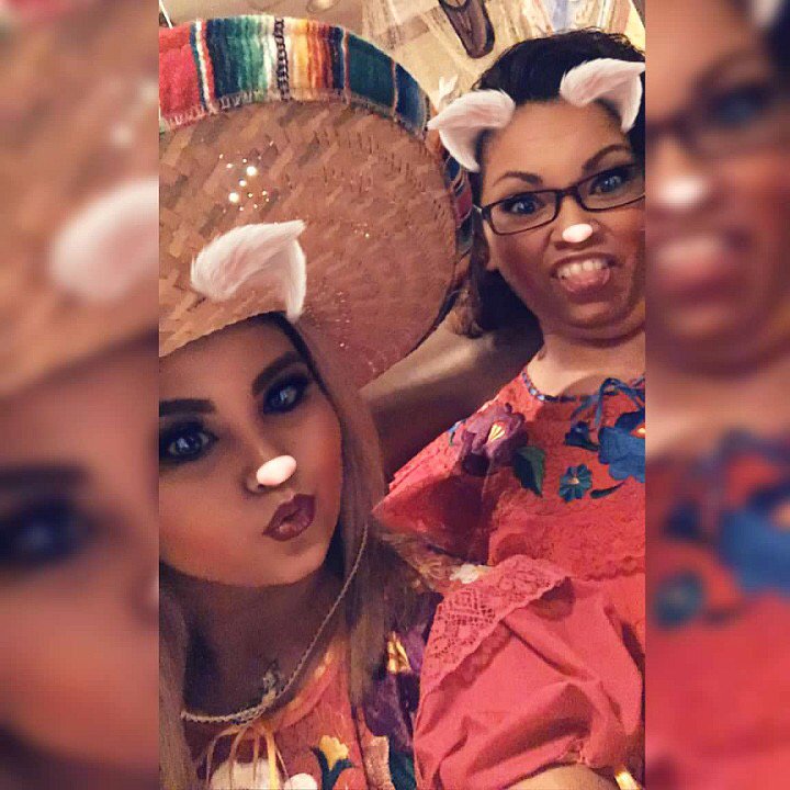 tiffpattershall's tweet photo. Let’s begin our Cinco de DRUNKO countdown @Crystal_Arviso https://t.co/aBkFpwyYfX