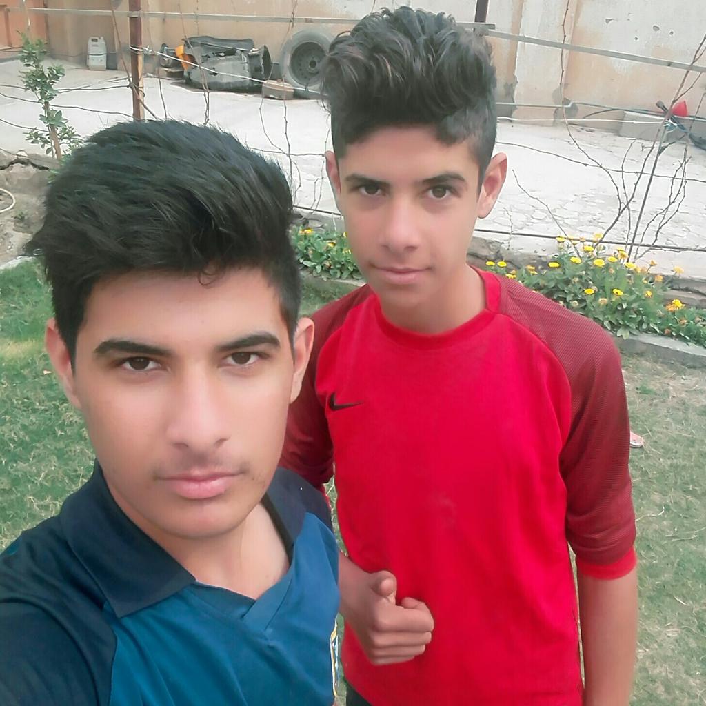 HSOWLHSO's tweet photo. Me and my brather at my garden 💐
#brather
is my home fallujah 😇
🌲 https://t.co/tR1E2vcC5g