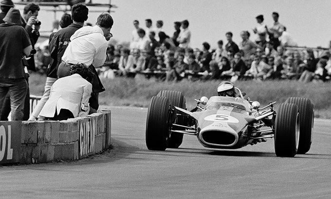 Karun Chandhok tweet media