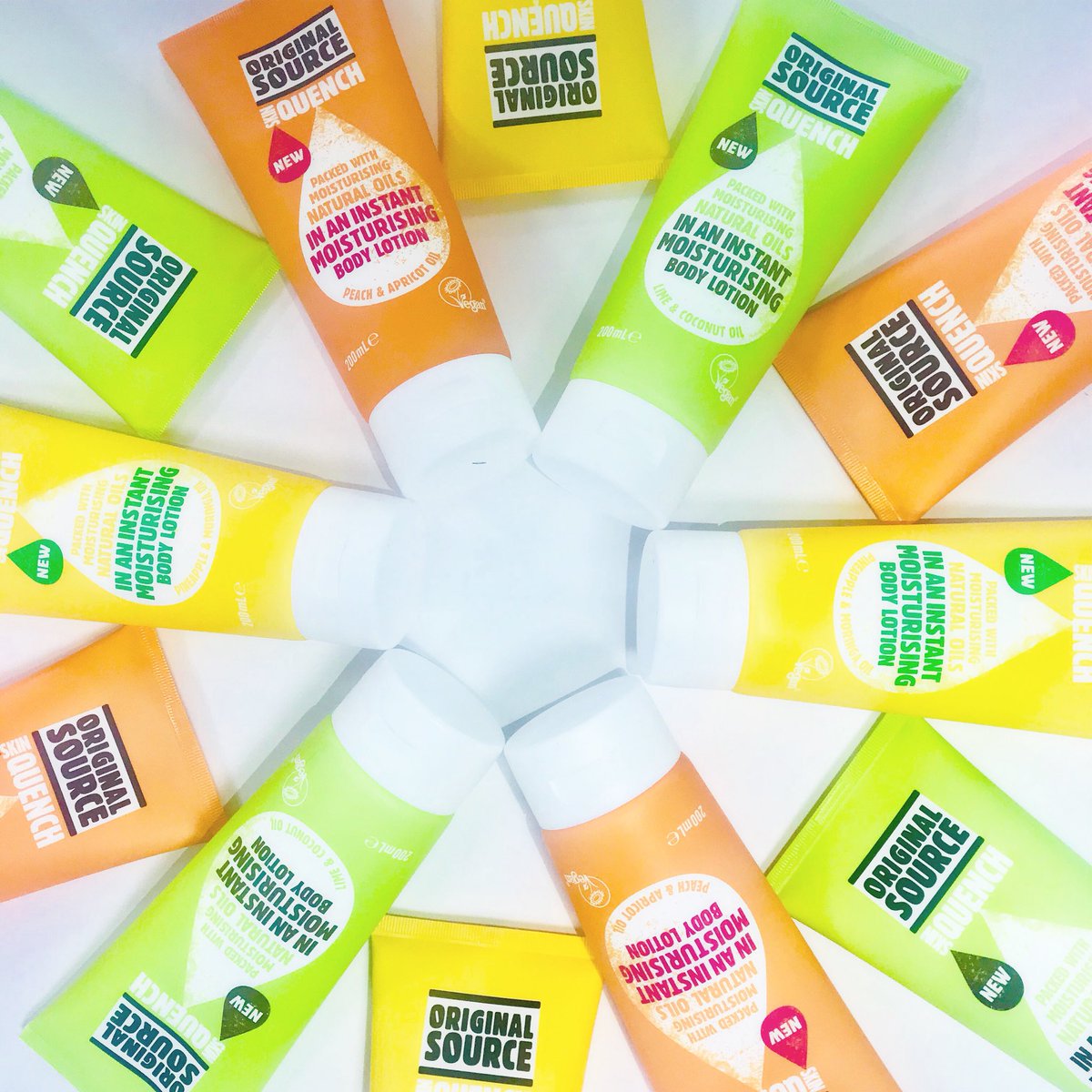SaversHB's tweet photo. When your body lotion smells good enough to eat👌🏻🙌 !
Time to treat yourself to @originalsource Skin Quench Body Lotion for instantly moisturised skin 💕
#vegan #veganfriendly #natural #quenched #savers #moisturiser #skin #skincare #bodylotion #lotion #orginalsource https://t.co/JfhJWs1VHU