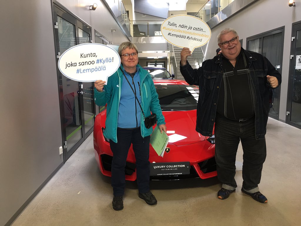 LempYrittajat's tweet photo. #Lempäälä'n yritysrastilla 4. mukavaa tunnelmaa #kyllä #yhdessä #yajot #tapahtuma #elämykset #luxurycollectionautomobiles https://t.co/g9CM1gfiJW
