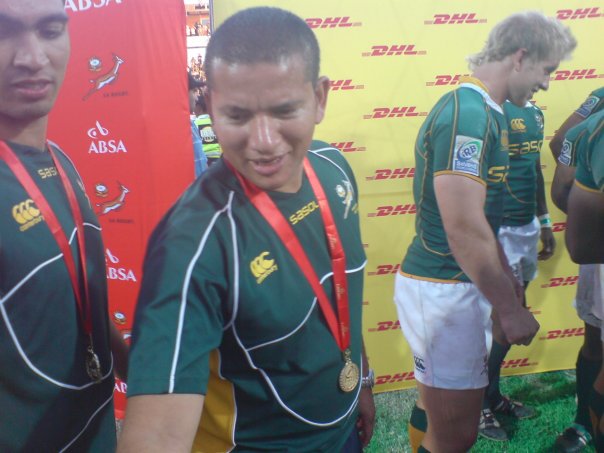 BlitzBokke's tweet photo. Here's wishing the #Springbok7s physio Hugh Everson a Very Happy Birthday today!
Hardly seen, yet always available with his medical bag of tricks He is the @PeoplesPhysio
May you have a lekke day, a successful year and still be around for the #BlitzBokke... forever. https://t.co/9kFNZuJJQZ
