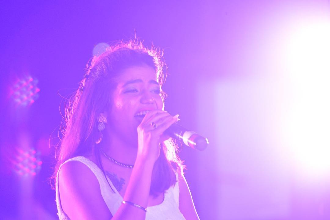 .<a href="/JoglekarJuilee/">Juilee Joglekar</a>  shares a picture of her performing recently at an event #ShamEGulabi 😍
It was a fun filled evening with some good music 🎵🎼🎶

#JuileeJoglekar #Singer #Performer #Artist #MusicLover