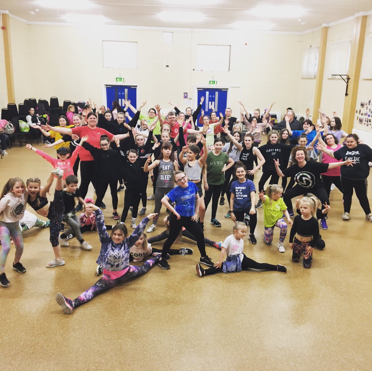 solardanceco's tweet photo. Day 2 of #makeit2018 yesterday #solardance 🌟🌟🌟🌟🌟 https://t.co/zqf7YNIRtv