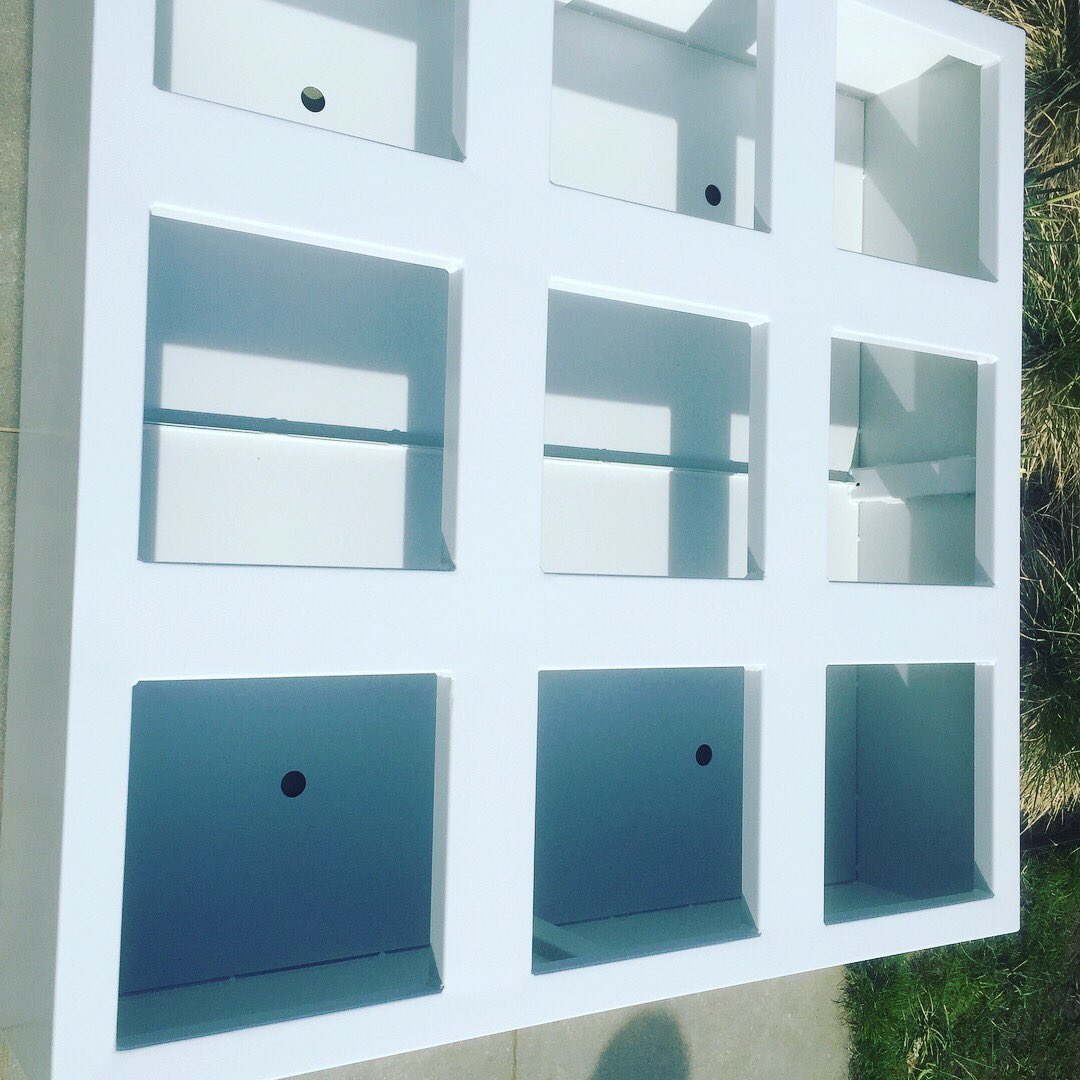 gerobatuin's tweet photo. De volgende weken lanceert Geroba heel wat nieuwe producten. Hier alvast onze kruiden- en groentenbak BELAR in RAL9005 . Beschikbaar in 800x800x300mm en 1200x1200x300mm. In alle RAL-kleuren of in Corten #kruiden #tuinieren #planten #lente https://t.co/VmzSs5obhM