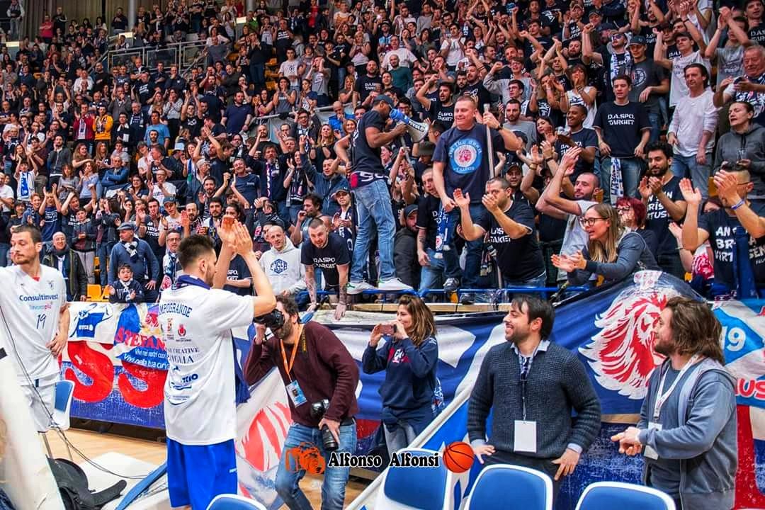 Grazie 🙏 💙 <a href="/Fossa1970/">Fossa dei Leoni 1970</a>