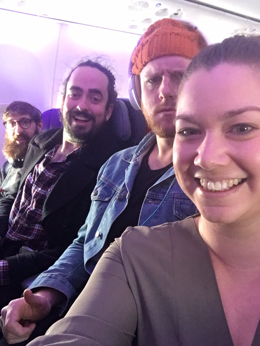 nae_narcis's tweet photo. We’re coming for you tonight @AuntyDonnaBoys #thirdyear #PromiseImNotAStalker #ButMaybe https://t.co/0hlZ75LTRR