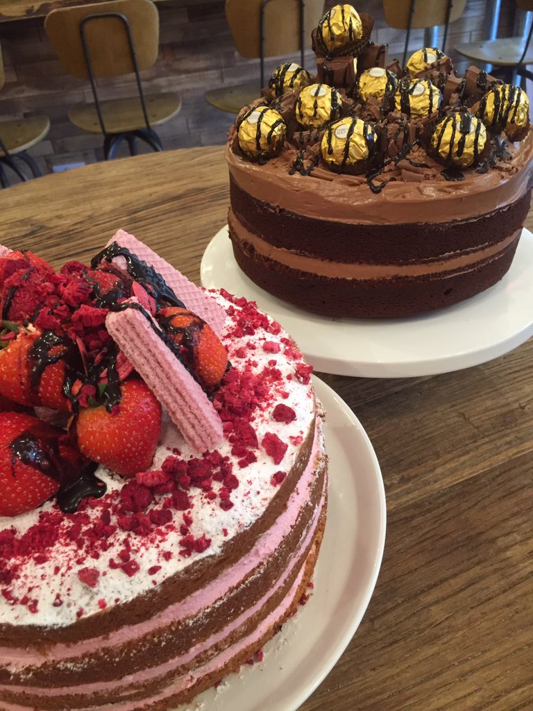 kitstockbridge's tweet photo. Some of our Saturday sweet treats https://t.co/yAFrG80LUG