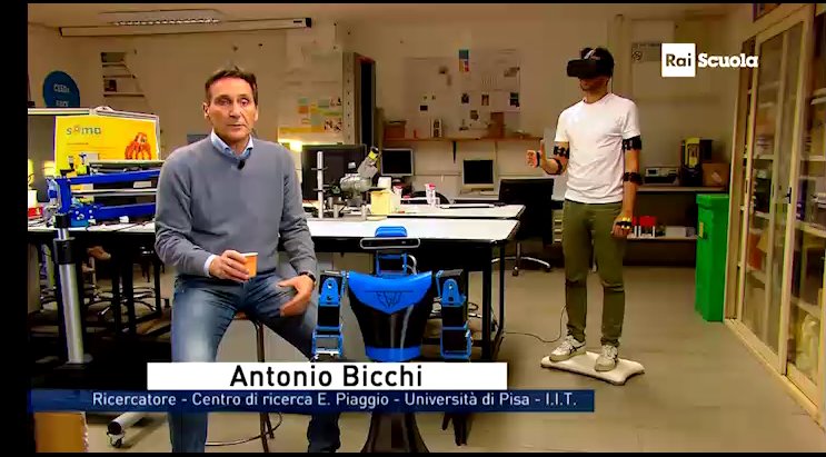 CPiaggioUniPisa's tweet photo. #AlterEgo, il robot #Avatar, se ne va per il @CPiaggioUniPisa portando #caffe. Su #Memex #Galielo. @RaiCultura @Unipisa @DII_Pisa 
https://t.co/FcA1asFaMI https://t.co/epPlD0GD38