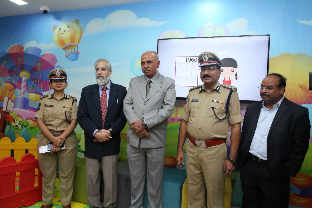SwatiLakra_IPS's tweet photo. #ChildFriendlyCourt dedicated to the citizens. Inaugurated by Justice Madan B.Lokur Supreme Court judge at Bharosa premises @bharosahyd Chief Justice Telangana  @TelanganaDGP other judges and police officials attended.@hydcitypolice 
#StopChildAbuse https://t.co/KxXr5giyOB