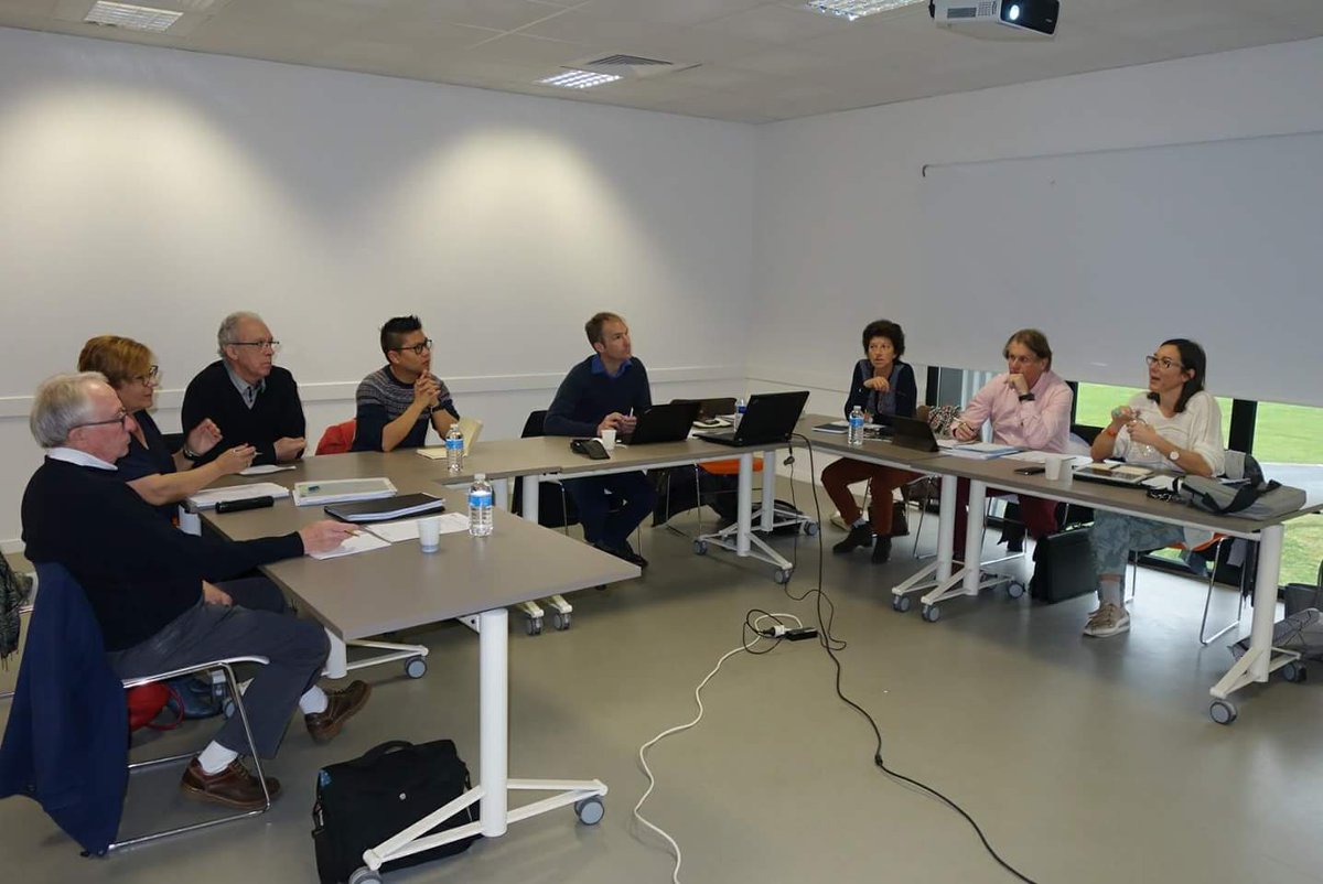 LnaTennis's tweet photo. Réunion commission communication LNA
#Ligue Nouvelle Aquitaine Tennis https://t.co/76wtYLVIiO