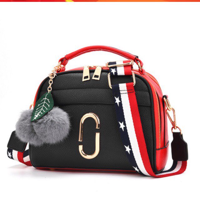 06koraeea's tweet photo. กระเป๋าสไตล์เกาหลี.😍😘💥👜
สวยหรู. 😍
สวยกว่าในรูปจ้าา.👌💋💥

ราคา 350. บ.

ข้างในมีกระเป๋าเยอะค่า🎎

ฟรีems

#กระเป๋าสะพายข้าง
#กระเป๋า
#กระเป๋าผ้า #กระเป๋าเป้ #กระเป๋าเกาหลี #กระเป๋ากันน้ํา https://t.co/BIiKh9SxbF