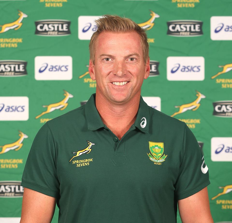 BlitzBokke's tweet photo. Scorers for the #BlitzBokke vs #England :

#SouthAfrica 33 - 15 #ENG

Tries: Stedman Gans (2), Selvyn Davids (2), Mfundo Ndhlovu

Conversions: Dewald Human, Selvyn Davids (3)

Well done coach @MariussSchoeman &amp; Team https://t.co/78cNlzLFMJ