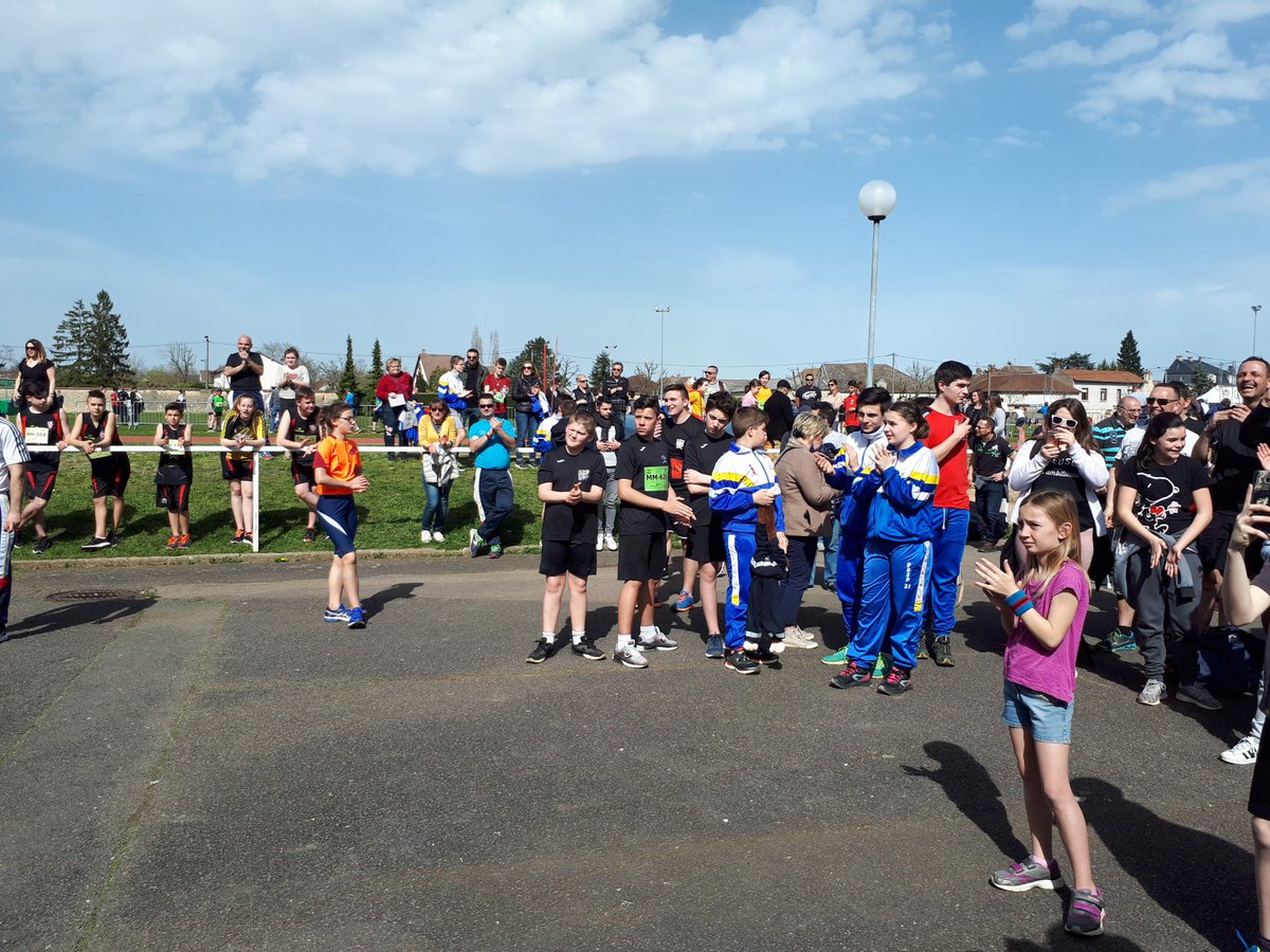 Lebienpublic's tweet image. bienpublic.com/edition-cote-d… Près de 300 participants pour les épreuves athlétiques des sapeurs-pompiers [actualisée]