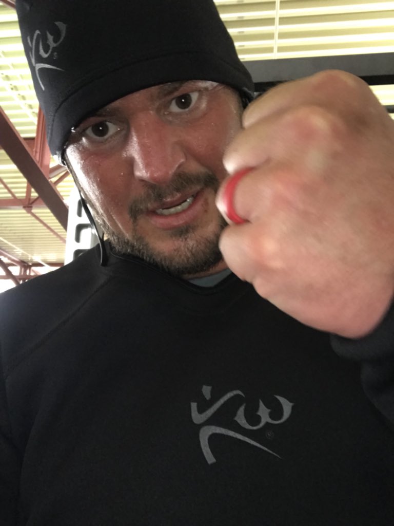 <a href="/KuttingWeight/">Kutting Weight</a> getting it going today!!!