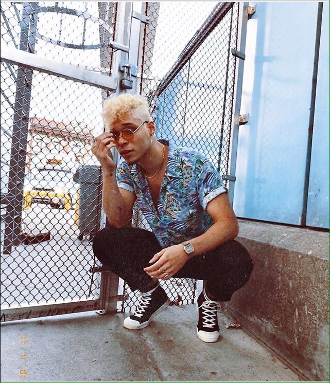 mix5officialph's tweet photo. Happy birthday to our Man @arioarmanie  🎈Stay who you are! Keep smiling! We love you very much! https://t.co/6Eoo8rtMR9