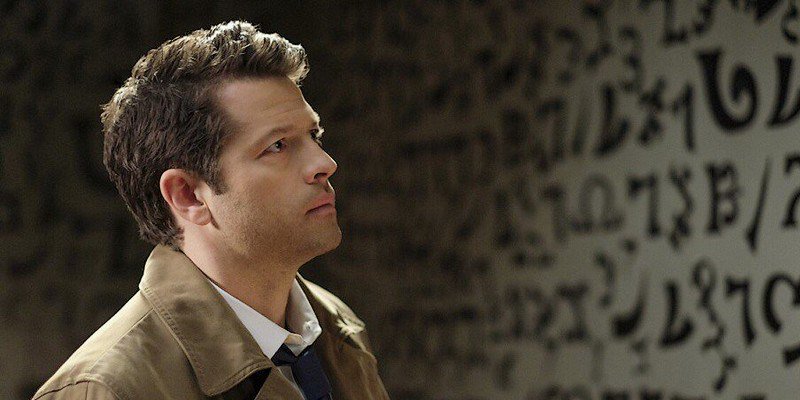 MishaCollinsCen's tweet photo. (Stills) Misha Collins on Supernatural 13×18. ‘Bring ’em Back Alive https://t.co/pSkY71kiBO https://t.co/1jl8c1lchy
