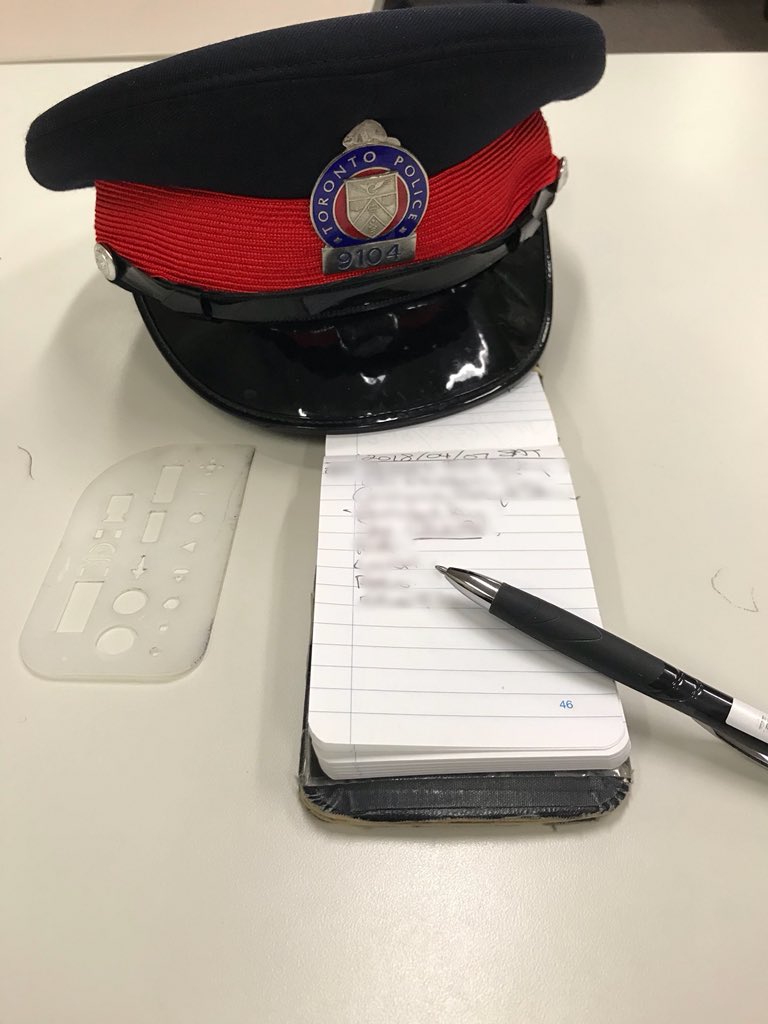 AlexLiComms's tweet photo. FIRST DAY back officially as a front line officer! Excited to hit the road again with my new platoon. Traded my office for this mobile one. Busy day already! Everything feels the same as before, but with newer technology!! #BackToTheGrind #PrimaryResponse @TorontoPolice #PRU #TPS https://t.co/2wiZwXxUk1
