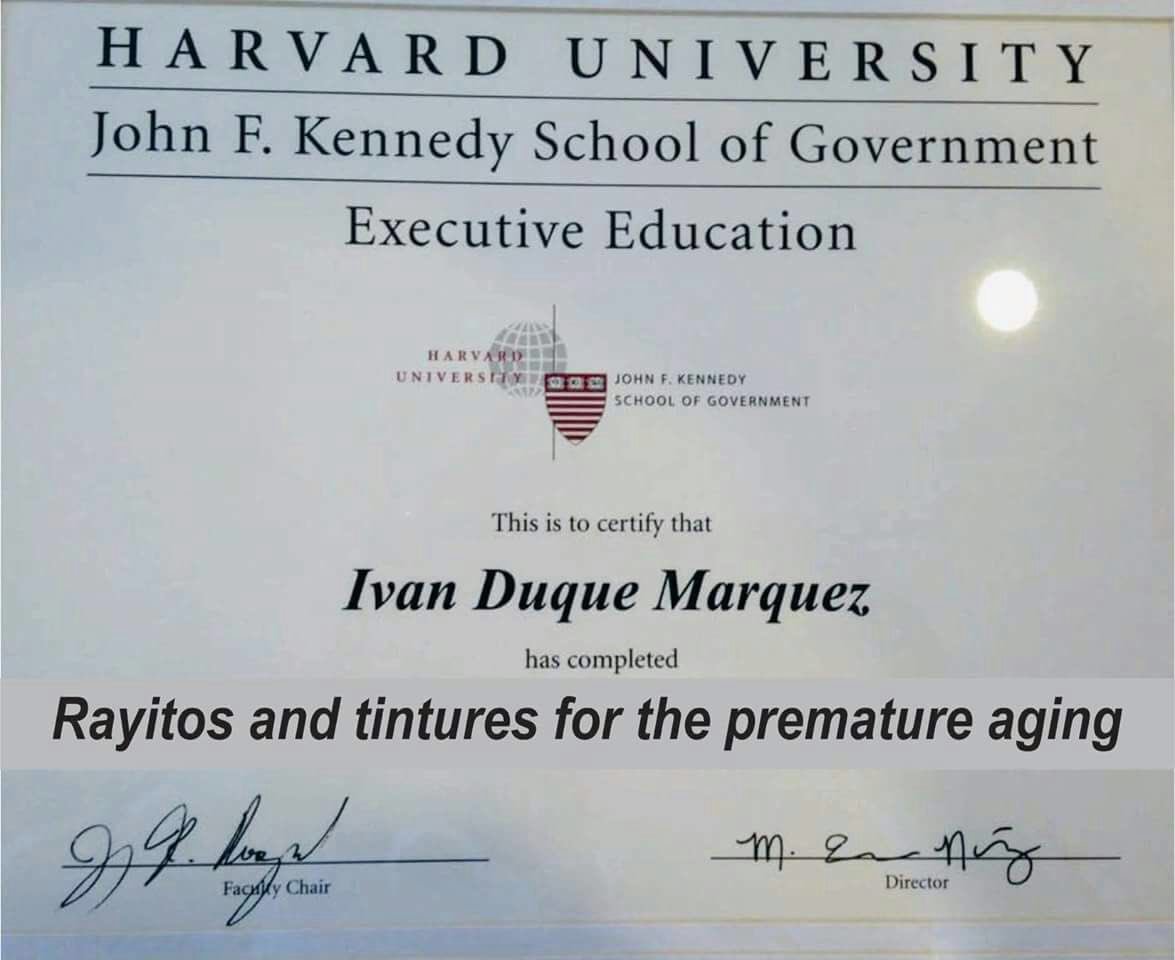 El diploma que saca canas.