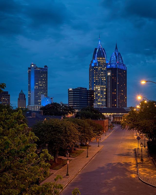 BradJBoland's tweet photo. City of Mobile
#Alabama #city #downtown #cityofmobile #VisitALCoast #mobilebay #somobile #visitmobile #visitmobileal #mobileal #discover_mobile_al #sky #thisisalabama @cityofmobileal #destinationmobile #getolympus #olympusomd https://t.co/ninj6cIue0