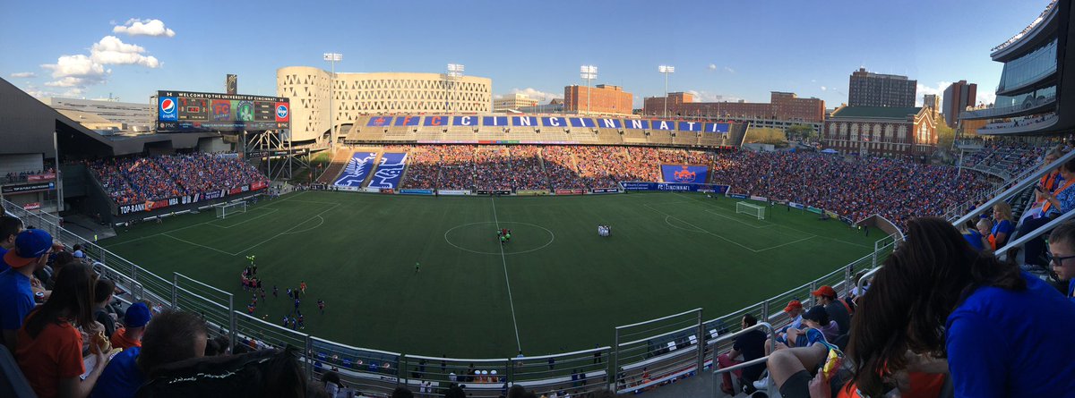 TheDenFCC's tweet photo. #homeopener https://t.co/G0Al70WTqg