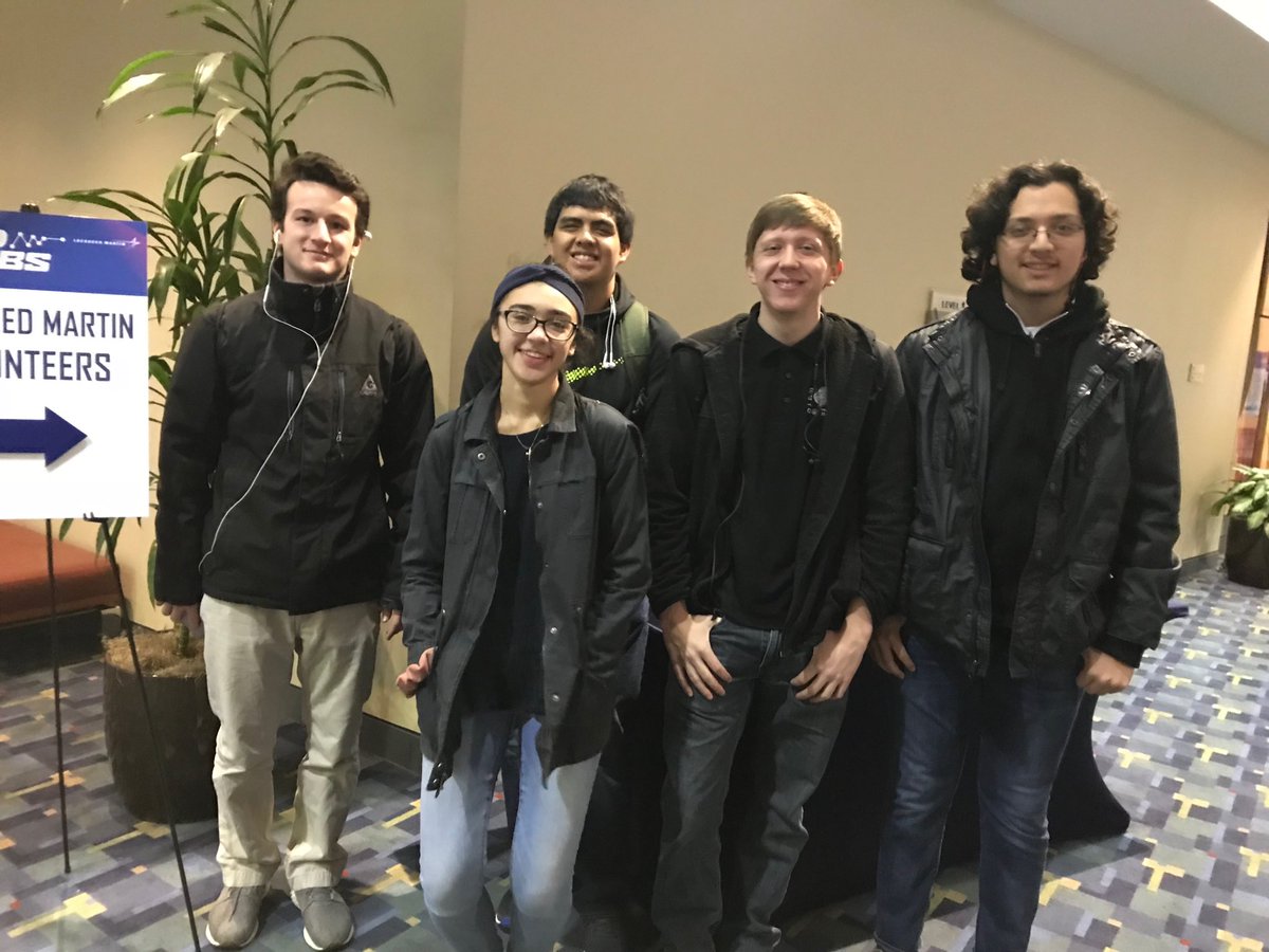 stemnchs's tweet photo. We are here working. Working with Mirco:bits and Parallax, at the USA Science and Engineering Festival. #stemaacps #nrthcountyaacps https://t.co/l0xjWVgN50