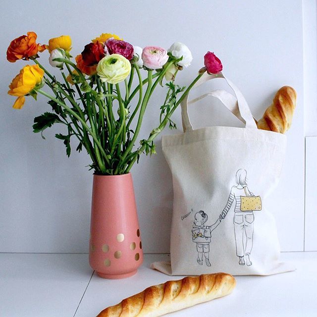 ✨LIKE A SATURDAY✨
Prendre le temps de profiter et d’apprécier les jolies choses 😊🌸🙃 #mamanetmoi #totesurabonnement #mapremierebox #lasuite #weekend #famille #happytime