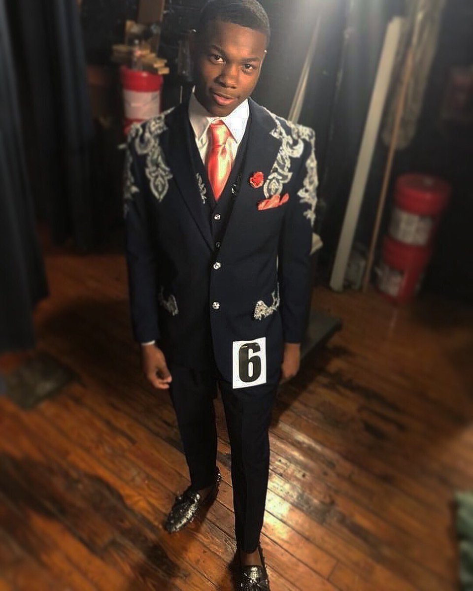 Erickshort9's tweet photo. 🗣Not even prom😂 , and still get best dress🤫💰
#4Ren👼🏾🗣 https://t.co/8owcxxk8jD