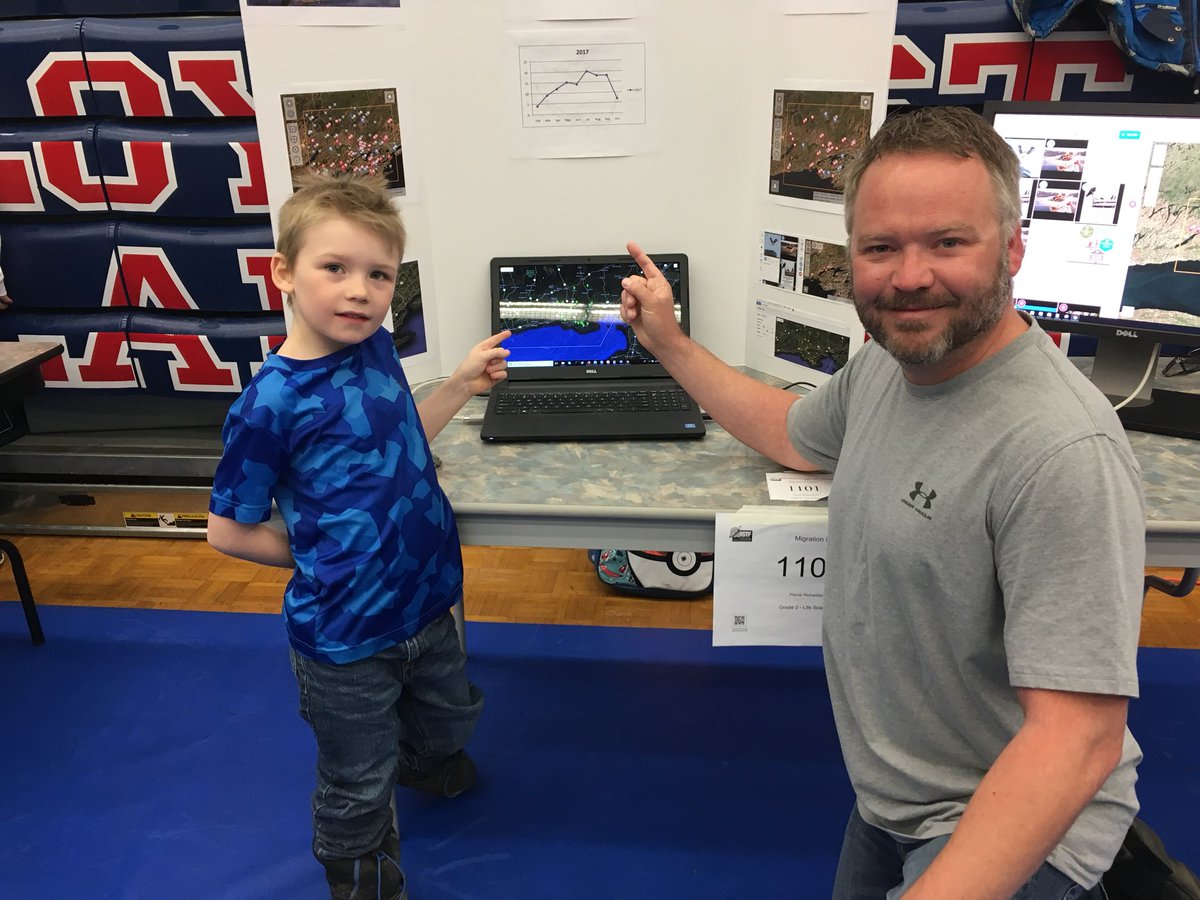 mwrichardson78's tweet image. Awesome day showcasing the”bird project” with pierce at the Quinte science fair!