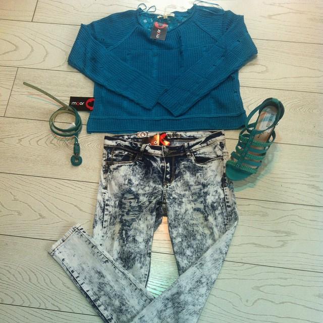 Estilo y clase 👌 @moorboutique tiene eso y mucho más 👗
°
°
#moda #moorboutique #estilos #style #look #woman #dama #abril #sabado #cuidadcomercial #cclacascada #cascadacarrizal #centrocomercial #altosmirandinos #carrizal #estadomiranda #venezuela