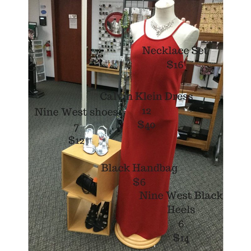 kelliesconsignm's tweet image. Come get your prom dress and accessories at Kellie’s!!

#kelliesconsignments #resale #shopconsignment #consignmentstore
#designerbrands #homedecor #consignment #accessories #womensconsignment #mensconsignment #okemosmi #prom2018