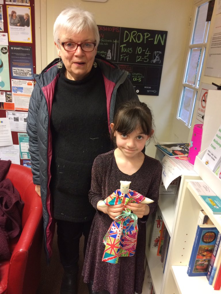 settlestories's tweet photo. Chloe with her doll! #settlestoriesdoll #settlestories #settle https://t.co/fK1OQ917Ps