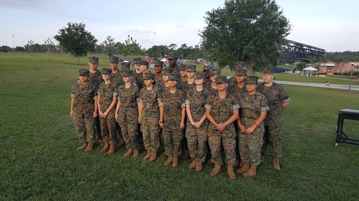 rggyoung's tweet photo. Art and Jazz Festival ROTC cadets serving the community #ahsdarters https://t.co/OXYTeNSI6D