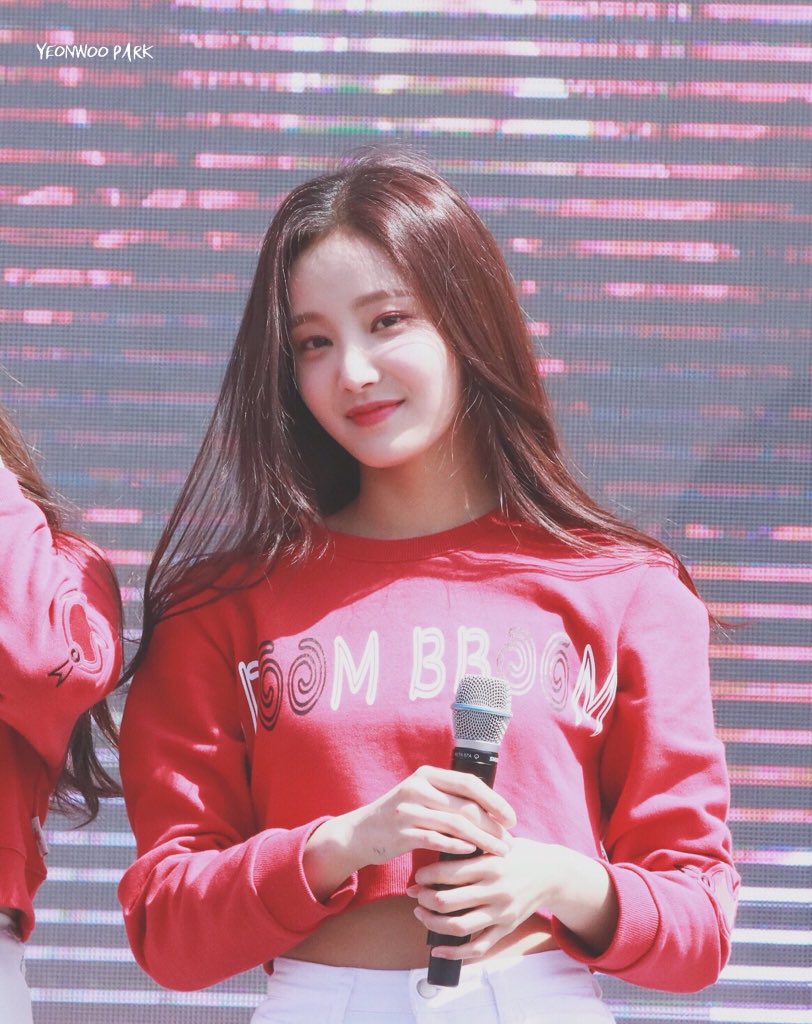 picsyeonwoo's tweet photo. https://t.co/aKuuzEQETt