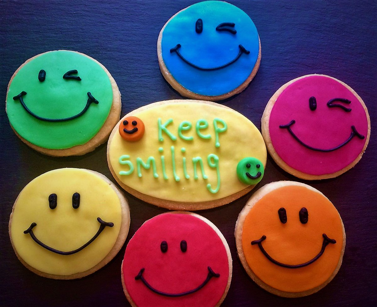 Hang on there folks - summer is just round the corner.....!  #keepsmiling #biscuitface #thebiscuitkitchen <a href="/BiscuitKitchen/">The Biscuit Kitchen</a>