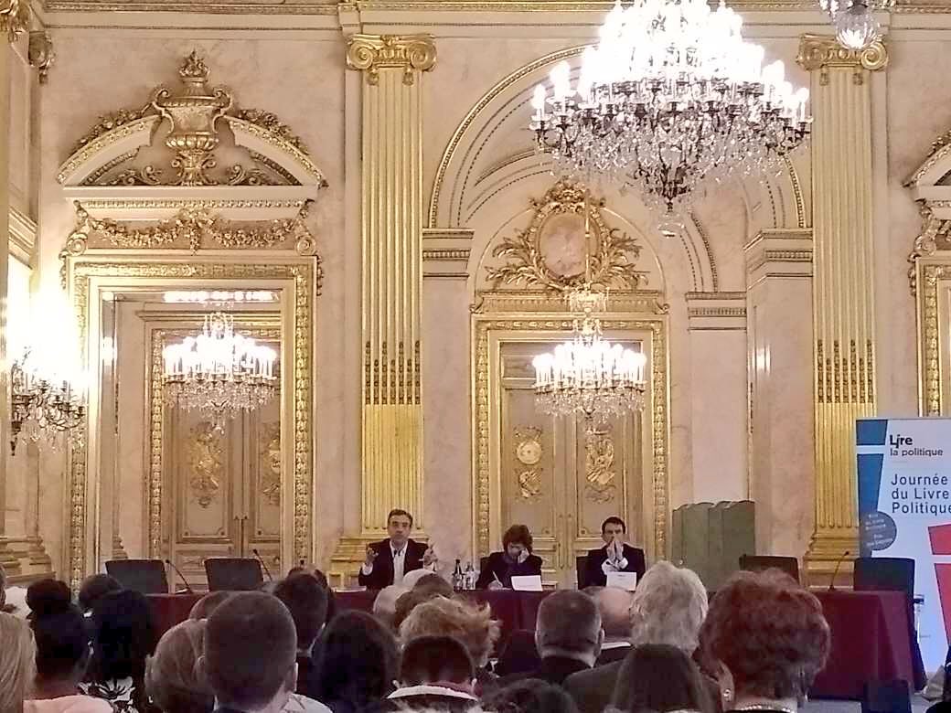 Fondapol's tweet photo. Pour @DominiqueReynie, "l'état nation doit délivrer à ses populations deux services: la mise à disposition d'une puissance publique souveraine et la délimitation des frontières" #JLP2018 https://t.co/sTVWw3KaaE
