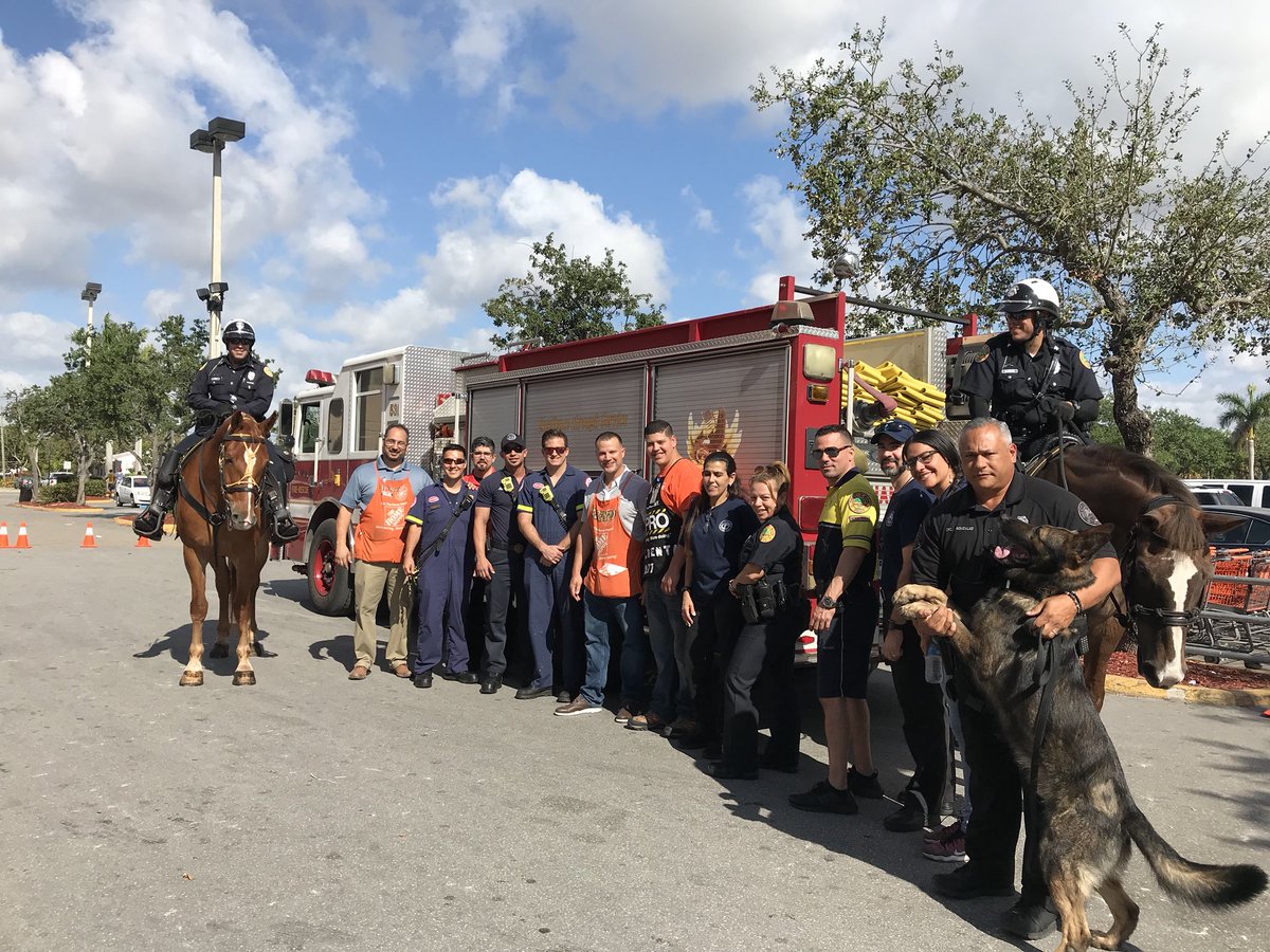 District266's tweet photo. Thank you to @CityofMiami and @CityofMiamiFire for your support and great partnership every year. https://t.co/rOul5HB6gI