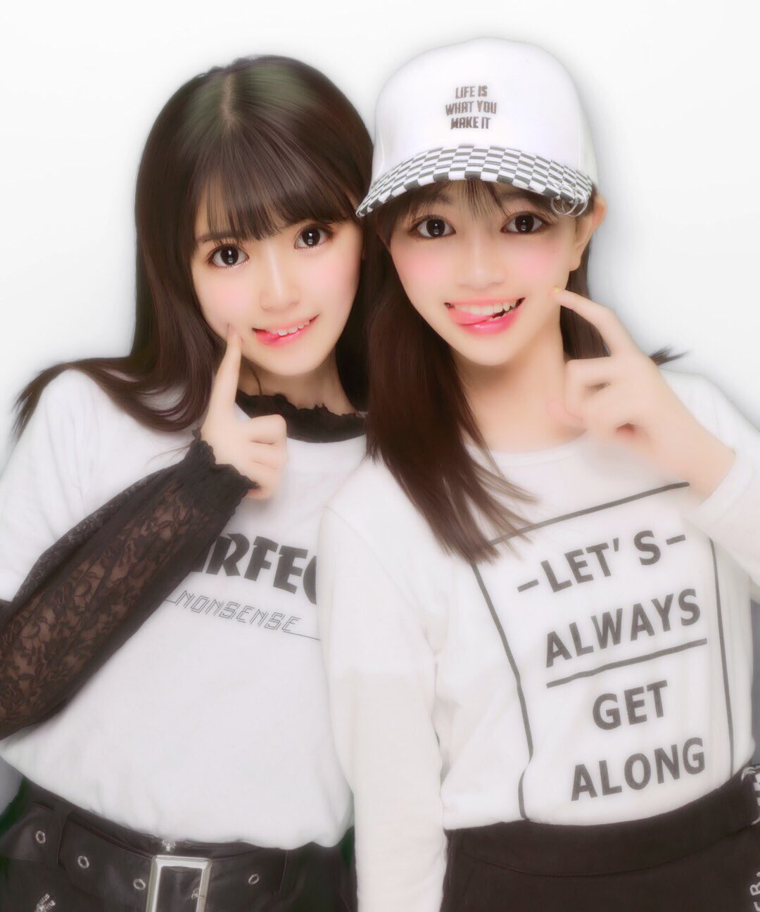 Nicola ニコラ まのかです 先月の25日にかなみんと 渋谷や原宿で遊んできました 2人で遊ぶのは初めてで 色んなお店を回ったりお話してりして盛り上がりました また行きたいなぁ 広瀬まのか 小林花南 ニコラ Nicola T Co Nicola ニコラ まのかです 先月の25日にかなみんと 渋谷や原宿で遊んできました 2人で遊ぶのは初めてで 色んなお店を回ったりお話してりして盛り上がりました また行きたいなぁ 広瀬まのか 小林花南 ニコラ Nicola T Co